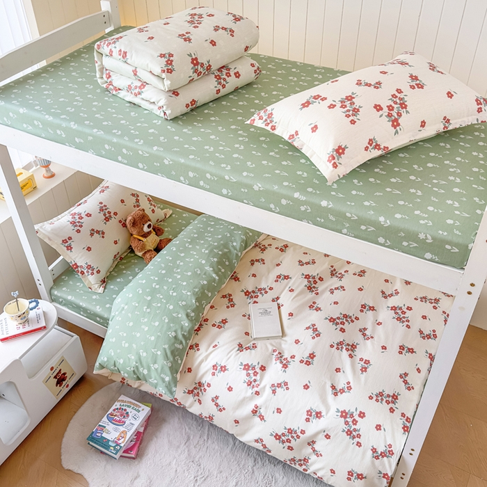 91家纺网 家纺一手货源 找家纺 鑫宇 2025新款全棉纯棉13372宽幅学生上下铺三件套 清风细语