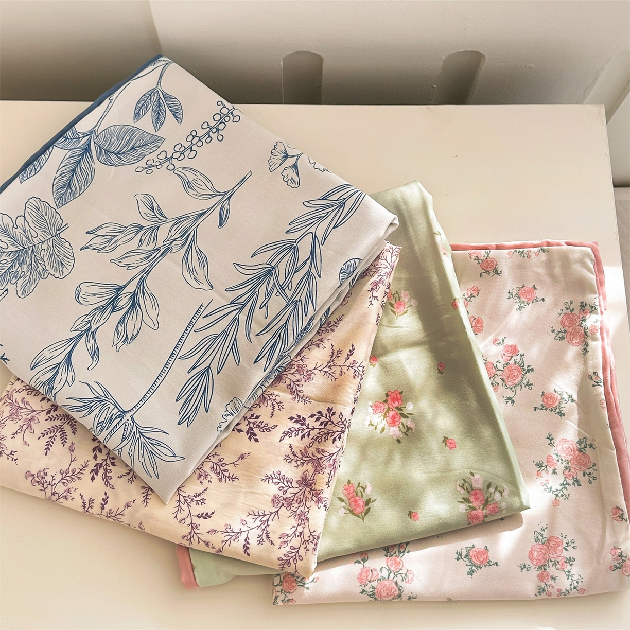 91家纺网 家纺一手货源 找家纺 多品家纺 2025新款花卉水洗棉单枕套枕套单件 组合图仅供展示