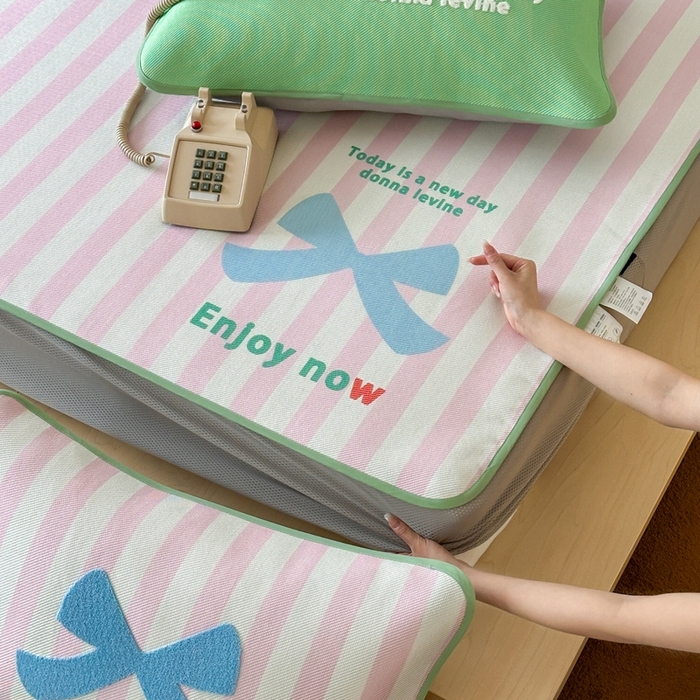 91家纺网 家纺一手货源 找家纺 （总）觅糖2025新款ins冰藤席毛巾绣凉席