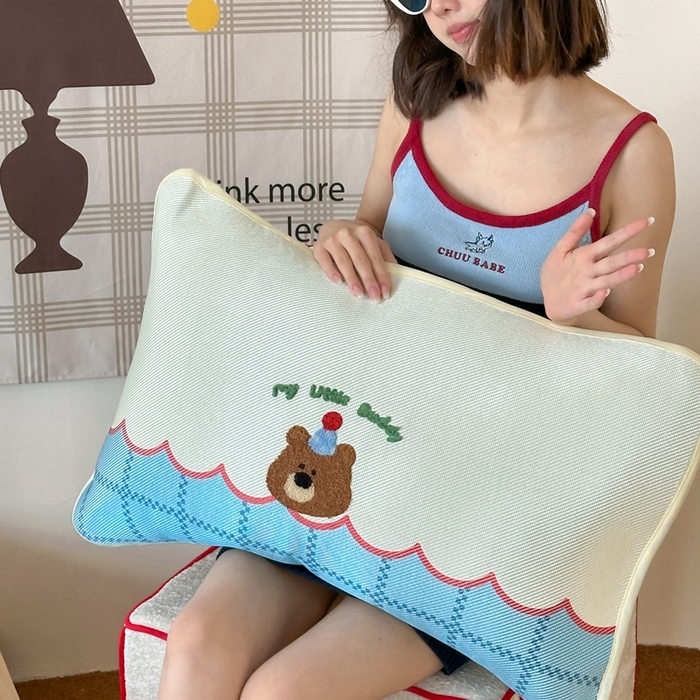 91家纺网 家纺一手货源 找家纺 觅糖2025新款ins冰藤席毛巾绣凉席 苹果小熊