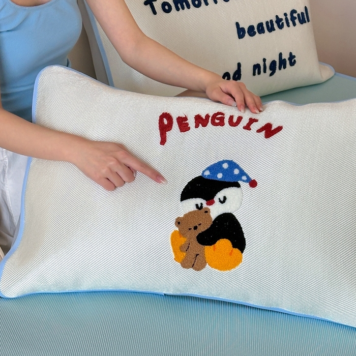 91家纺网 家纺一手货源 找家纺 觅糖2025新款ins冰藤席毛巾绣凉席 企鹅困噜