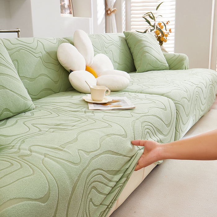 91家纺网 家纺一手货源 找家纺 丝绮鹿 2025新款雕花绒曲意直排松紧款沙发套 雕花绒曲意直排-草绿