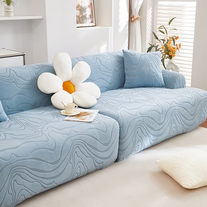 91家纺网 家纺一手货源 找家纺 丝绮鹿 2025新款雕花绒曲意直排松紧款沙发套 雕花绒曲意直排-淡蓝