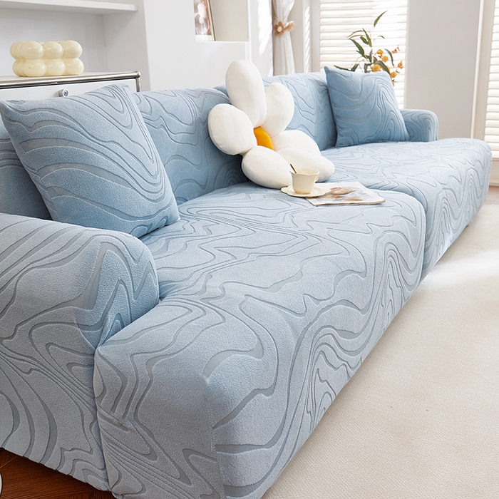 91家纺网 家纺一手货源 找家纺 丝绮鹿 2025新款雕花绒曲意直排松紧款沙发套 雕花绒曲意直排-淡蓝