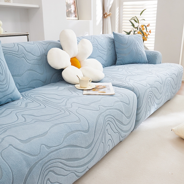 91家纺网 家纺一手货源 找家纺 丝绮鹿 2025新款雕花绒曲意直排松紧款沙发套 雕花绒曲意直排-淡蓝