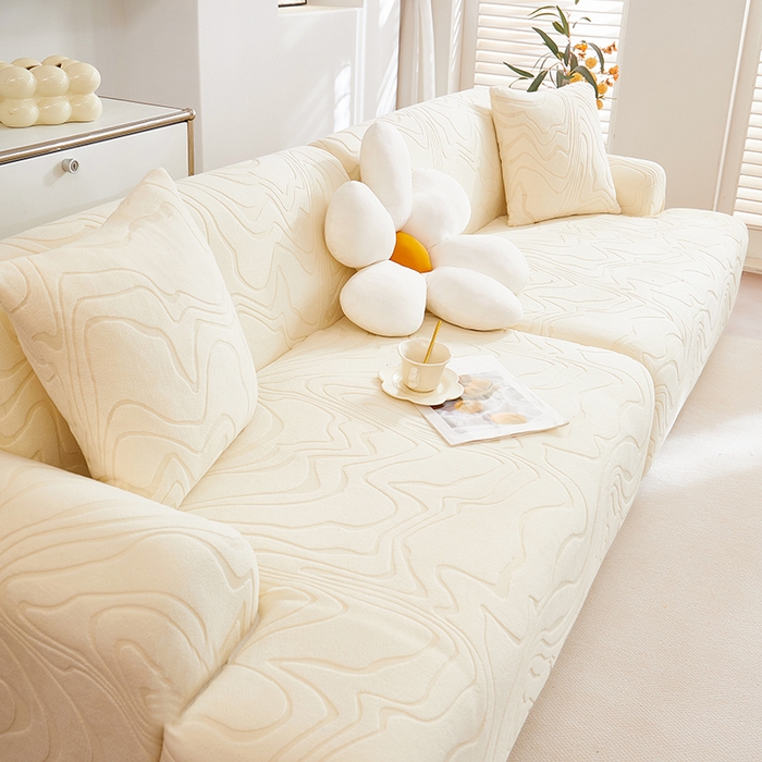 91家纺网 家纺一手货源 找家纺 丝绮鹿 2025新款雕花绒曲意直排松紧款沙发套 雕花绒曲意直排-米白