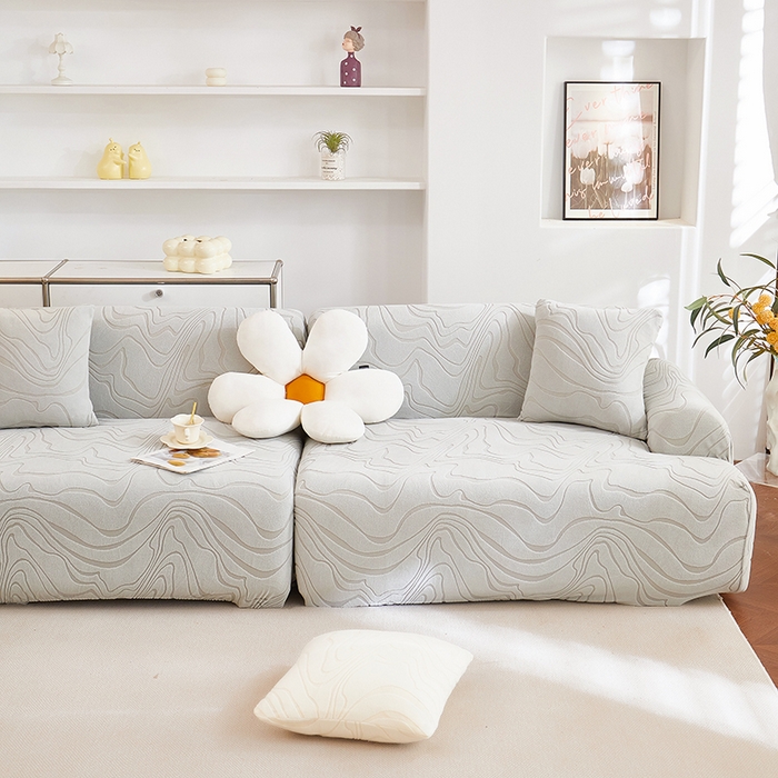 91家纺网 家纺一手货源 找家纺 丝绮鹿 2025新款雕花绒曲意直排松紧款沙发套 雕花绒曲意直排-浅灰