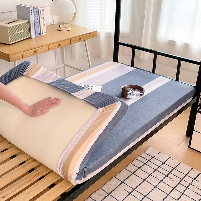 91家纺网 家纺一手货源 找家纺 锦润家纺 2025新款12868床笠床垫套全棉印花学生三件套六件套多件套静雅格韵