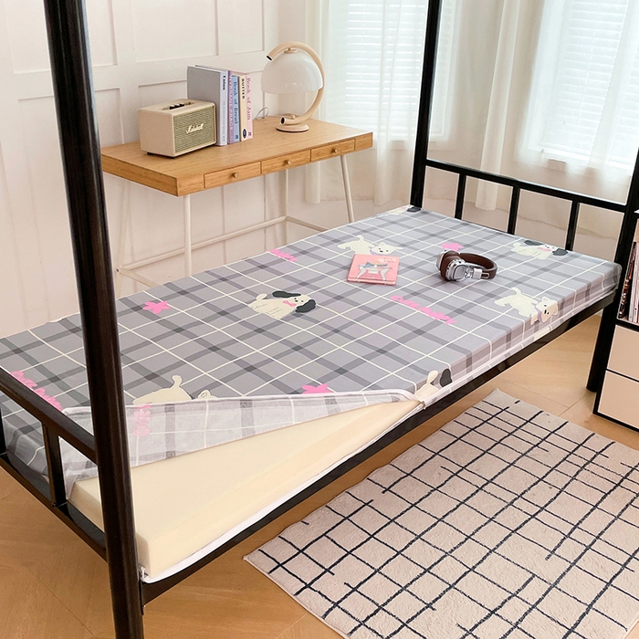 91家纺网 家纺一手货源 找家纺 锦润家纺 2025新款12868床笠床垫套全棉印花学生三件套六件套多件套涂鸦