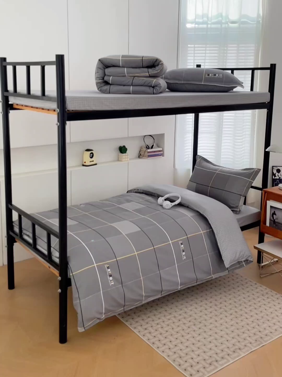 91家纺网 家纺一手货源 找家纺 锦润家纺2025新款全棉13372学生三件套纯棉宿舍六件套 卡里尔-灰