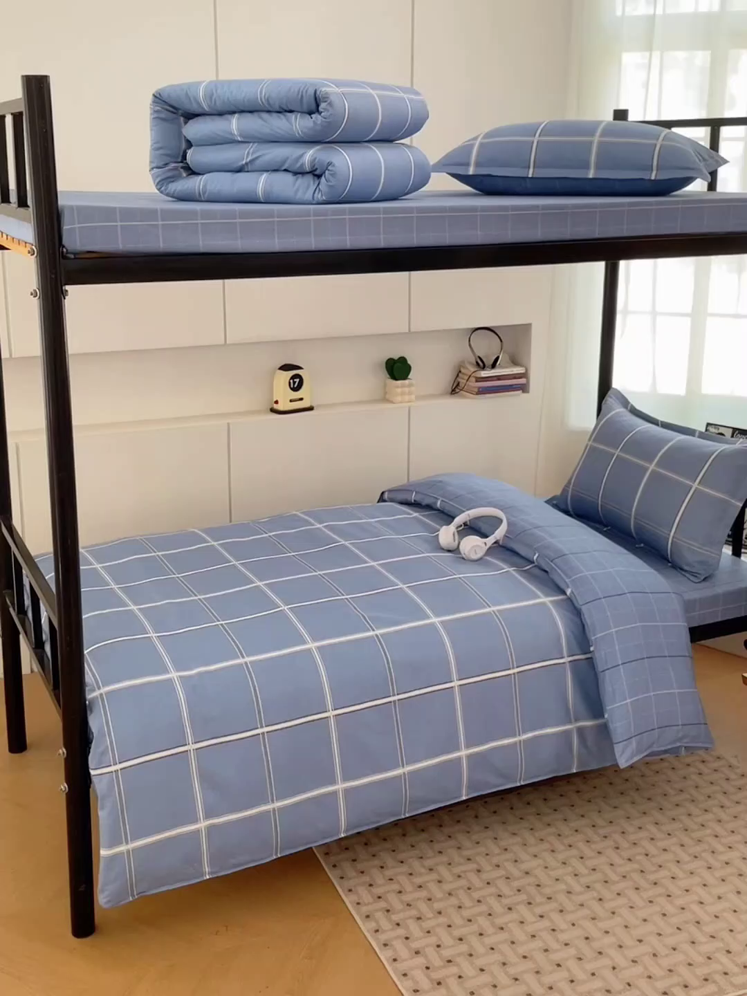 91家纺网 家纺一手货源 找家纺 锦润家纺2025新款全棉13372学生三件套纯棉宿舍六件套 普兰德利-蓝