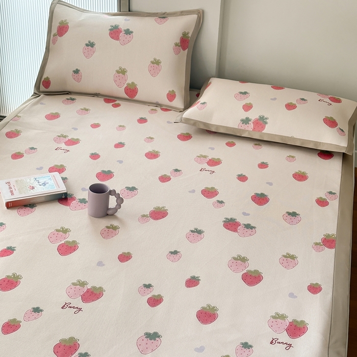 91家纺网 家纺一手货源 找家纺 觅糖家纺 2025春夏新款A类抗菌养生冰藤凉席席子 缤纷莓果