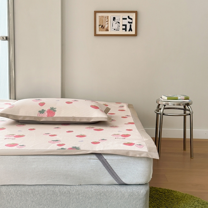 91家纺网 家纺一手货源 找家纺 觅糖家纺 2025春夏新款A类抗菌养生冰藤凉席席子 缤纷莓果