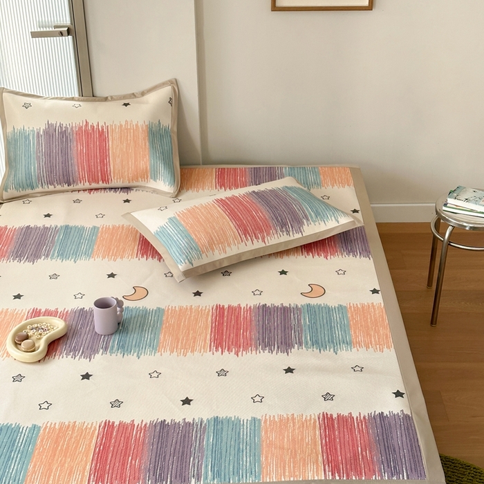 91家纺网 家纺一手货源 找家纺 觅糖家纺 2025春夏新款A类抗菌养生冰藤凉席席子 缤纷夏日