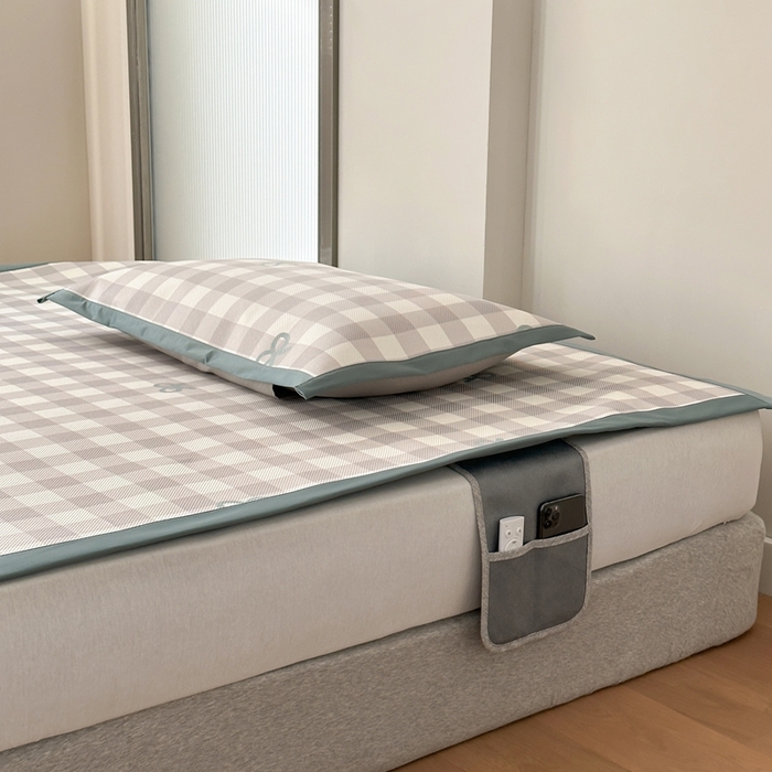 91家纺网 家纺一手货源 找家纺 觅糖家纺 2025春夏新款A类抗菌养生冰藤凉席席子 灰格蝴蝶结