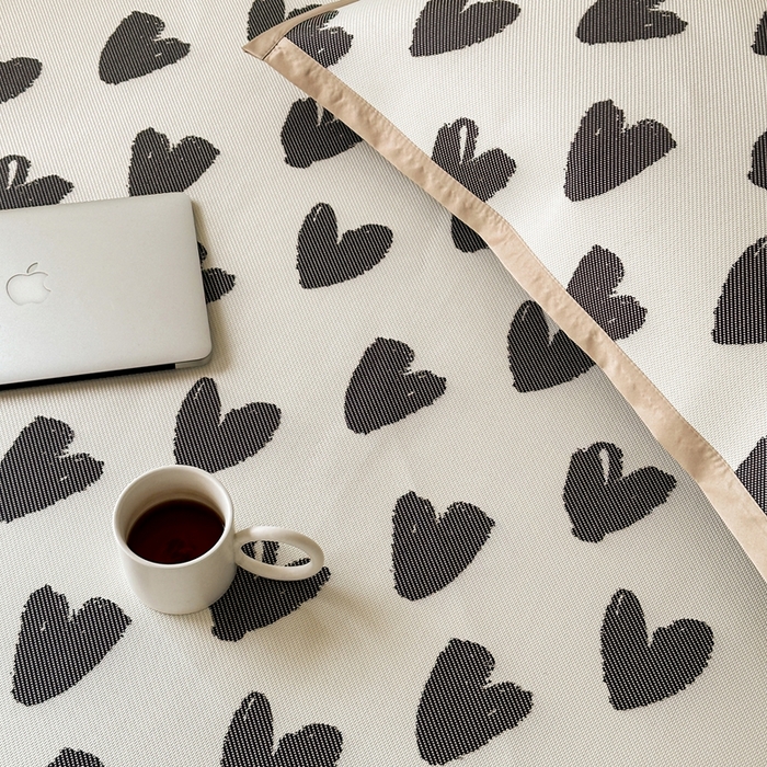 91家纺网 家纺一手货源 找家纺 觅糖家纺 2025春夏新款A类抗菌养生冰藤凉席席子 小爱心