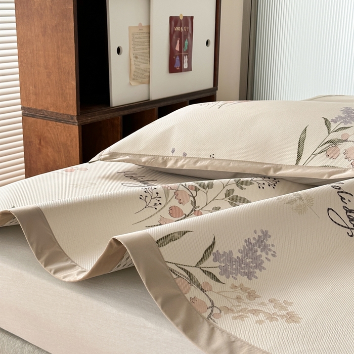 91家纺网 家纺一手货源 找家纺 觅糖家纺 2025春夏新款A类抗菌养生冰藤凉席席子 薰衣草