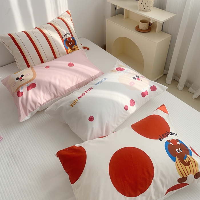 91家纺网 家纺一手货源 找家纺 柚可家居 2024新款数码定版全棉单枕套系列-ele象+草莓吐司 波点ele象