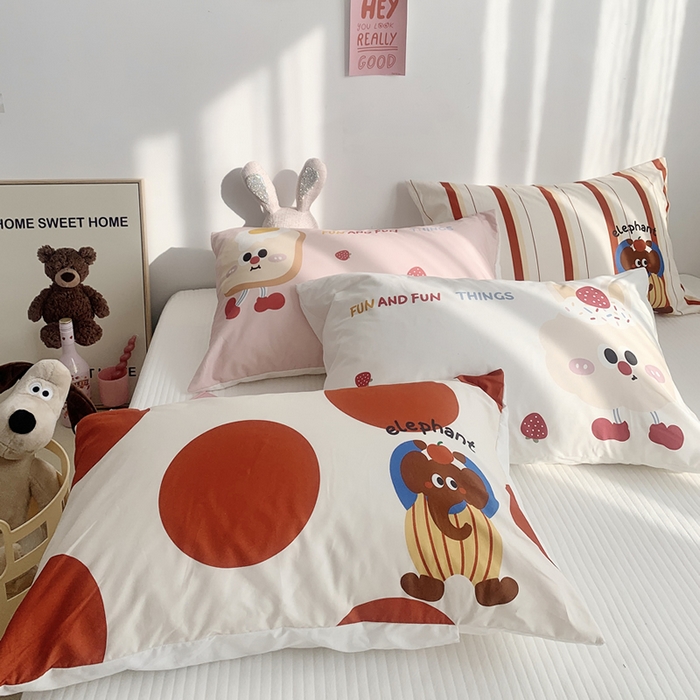 91家纺网 家纺一手货源 找家纺 柚可家居 2024新款数码定版全棉单枕套系列-ele象+草莓吐司 波点ele象