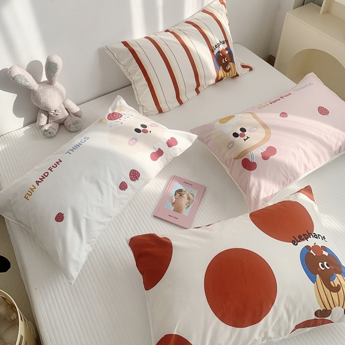 91家纺网 家纺一手货源 找家纺 柚可家居 2024新款数码定版全棉单枕套系列-ele象+草莓吐司 波点ele象