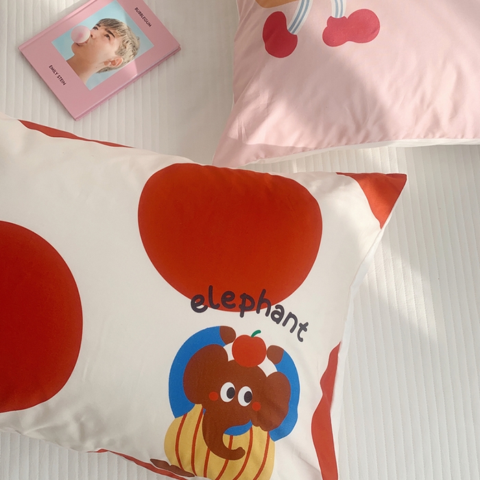 91家纺网 家纺一手货源 找家纺 柚可家居 2024新款数码定版全棉单枕套系列-ele象+草莓吐司 草莓