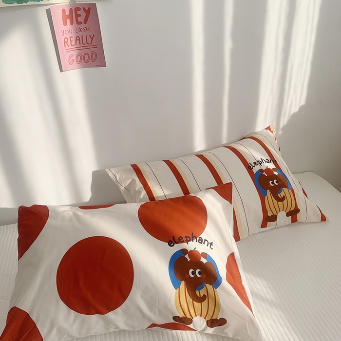91家纺网 家纺一手货源 找家纺 柚可家居 2024新款数码定版全棉单枕套系列-ele象+草莓吐司 条纹ele象