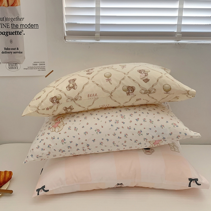 91家纺网 家纺一手货源 找家纺 柚可家居 2024新款活性印花小熊系列单枕套 恋爱小熊