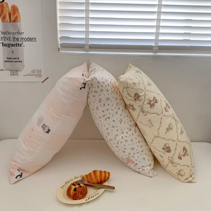 91家纺网 家纺一手货源 找家纺 柚可家居 2024新款活性印花小熊系列单枕套 恋爱小熊