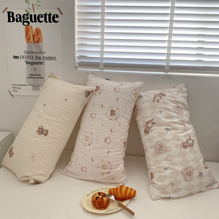 91家纺网 家纺一手货源 找家纺 柚可家居 2024新款活性印花小熊系列单枕套 碎花小熊