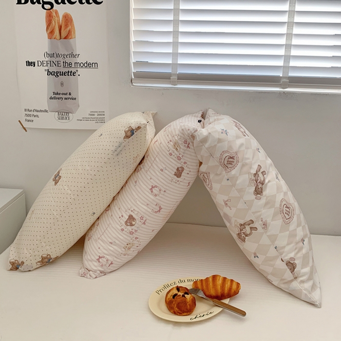 91家纺网 家纺一手货源 找家纺 柚可家居 2024新款活性印花小熊系列单枕套 糖果小熊