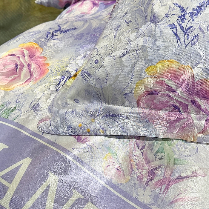 91家纺网 家纺一手货源 找家纺 许林家纺 2025新款提花贡缎轻奢数码活性印花四件套 秋兮