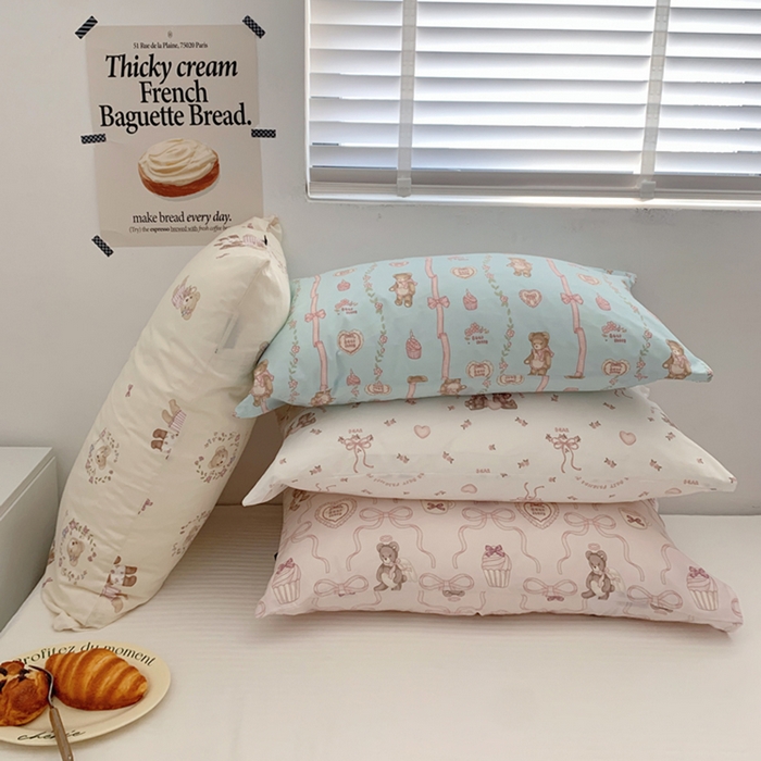 91家纺网 家纺一手货源 找家纺 柚可家居 2024新款活性印花小熊系列单枕套 小熊花花