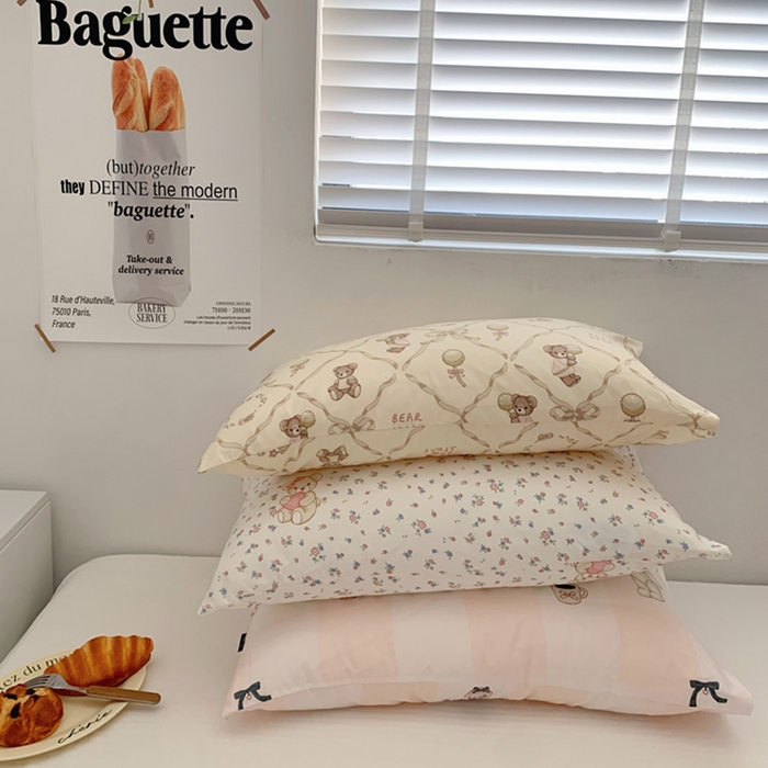 91家纺网 家纺一手货源 找家纺 柚可家居 2024新款活性印花小熊系列单枕套 小熊花花