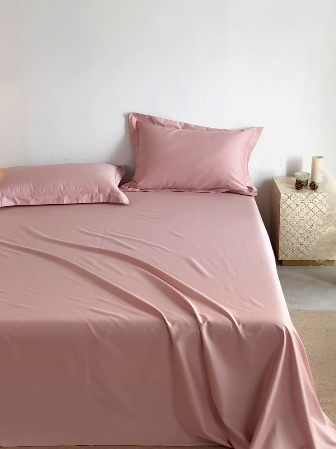 91家纺网 家纺一手货源 找家纺 轩和家居 2025新款50S贡缎长绒棉纯棉单床单单品床单床单单件 复古粉