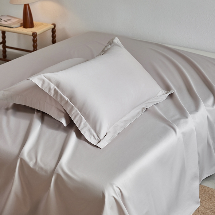 91家纺网 家纺一手货源 找家纺 轩和家居 2025新款50S贡缎长绒棉纯棉单枕套单品枕套枕套单件 迷雾灰