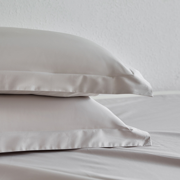 91家纺网 家纺一手货源 找家纺 轩和家居 2025新款50S贡缎长绒棉纯棉单枕套单品枕套枕套单件 迷雾灰