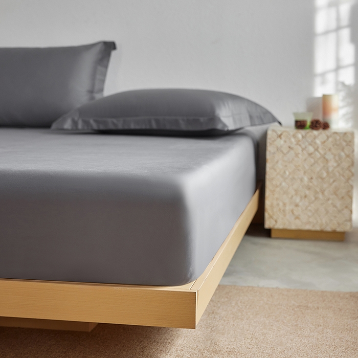 91家纺网 家纺一手货源 找家纺 轩和家居 2025新款50S贡缎长绒棉纯棉单床笠单品床笠床笠单件 梦境灰