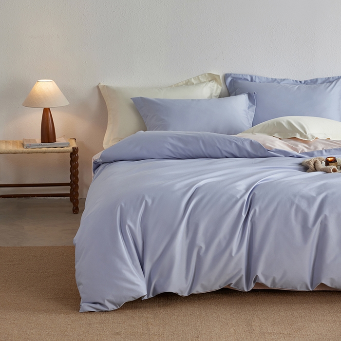 91家纺网 家纺一手货源 找家纺 轩和家居 2025新款50S贡缎长绒棉纯棉四件套 碧落蓝+夏恋粉