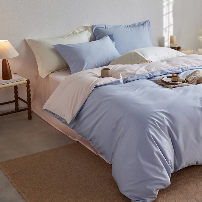 91家纺网 家纺一手货源 找家纺 轩和家居 2025新款50S贡缎长绒棉纯棉四件套 碧落蓝+夏恋粉