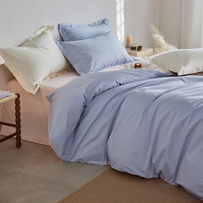 91家纺网 家纺一手货源 找家纺 轩和家居 2025新款50S贡缎长绒棉纯棉四件套 碧落蓝+夏恋粉