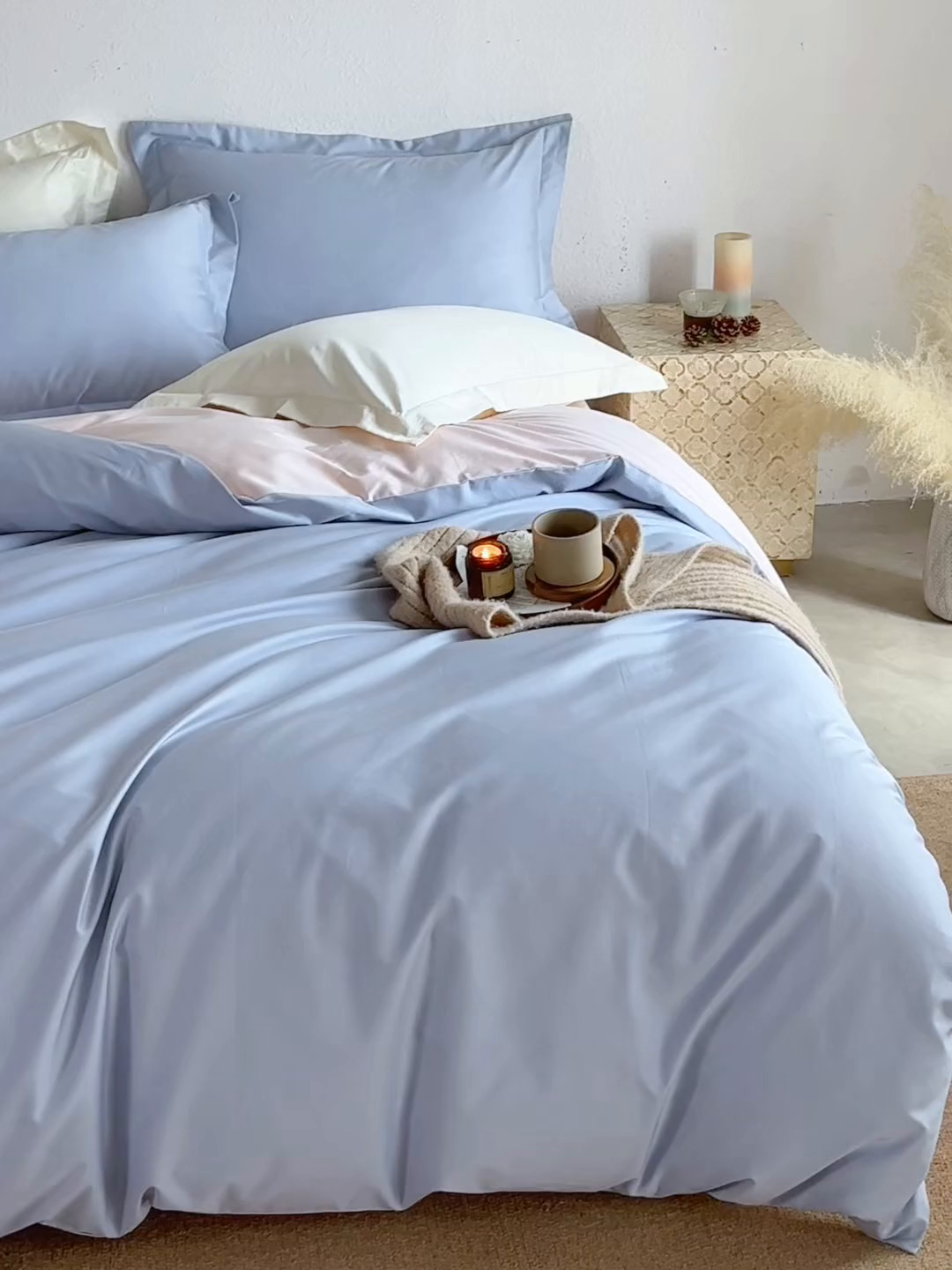 91家纺网 家纺一手货源 找家纺 轩和家居 2025新款50S贡缎长绒棉纯棉四件套 碧落蓝+夏恋粉