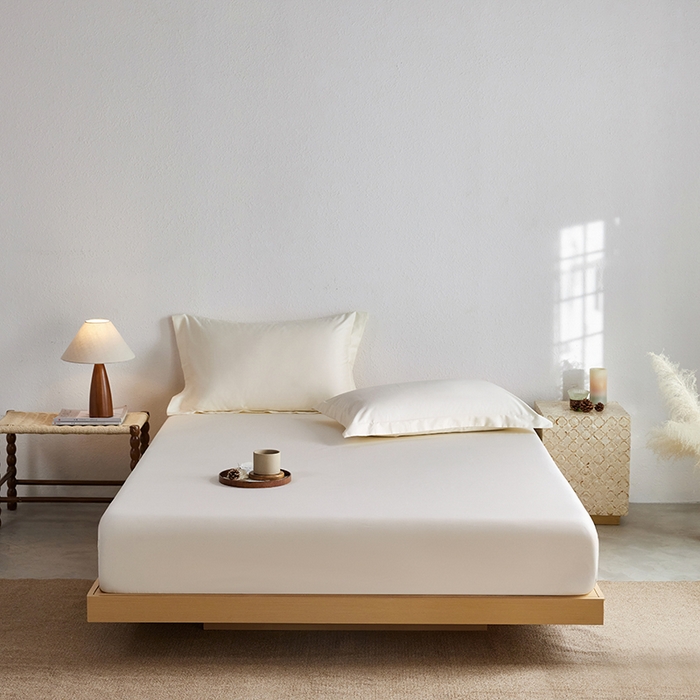 91家纺网 家纺一手货源 找家纺 轩和家居 2025新款50S贡缎长绒棉纯棉单床笠单品床笠床笠单件 奶芋黄