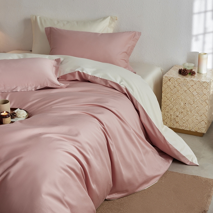 91家纺网 家纺一手货源 找家纺 轩和家居 2025新款50S贡缎长绒棉纯棉四件套 复古粉+奶芋黄