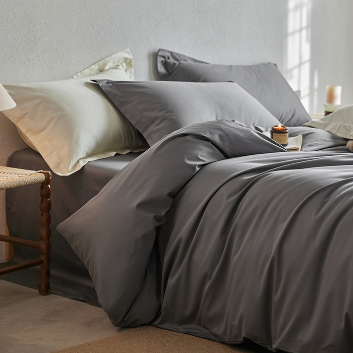 91家纺网 家纺一手货源 找家纺 轩和家居 2025新款50S贡缎长绒棉纯棉四件套 梦境灰
