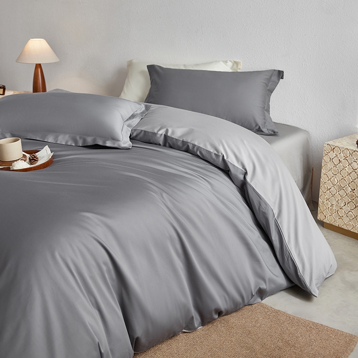 91家纺网 家纺一手货源 找家纺 轩和家居 2025新款50S贡缎长绒棉纯棉四件套 梦境灰+雅士灰