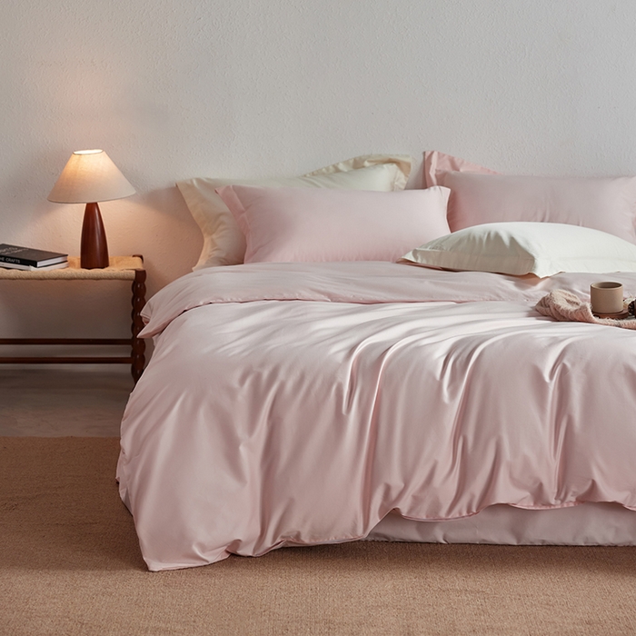 91家纺网 家纺一手货源 找家纺 轩和家居 2025新款50S贡缎长绒棉纯棉四件套 夏恋粉