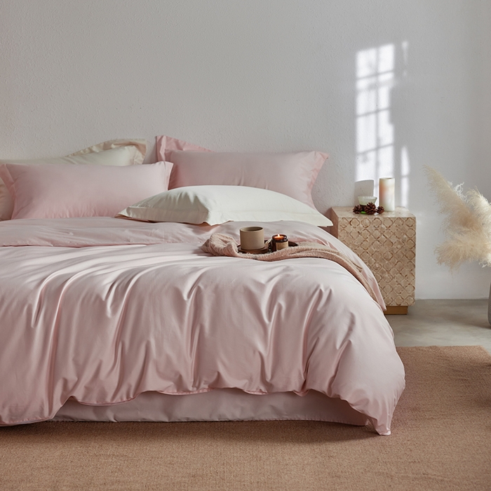 91家纺网 家纺一手货源 找家纺 轩和家居 2025新款50S贡缎长绒棉纯棉四件套 夏恋粉