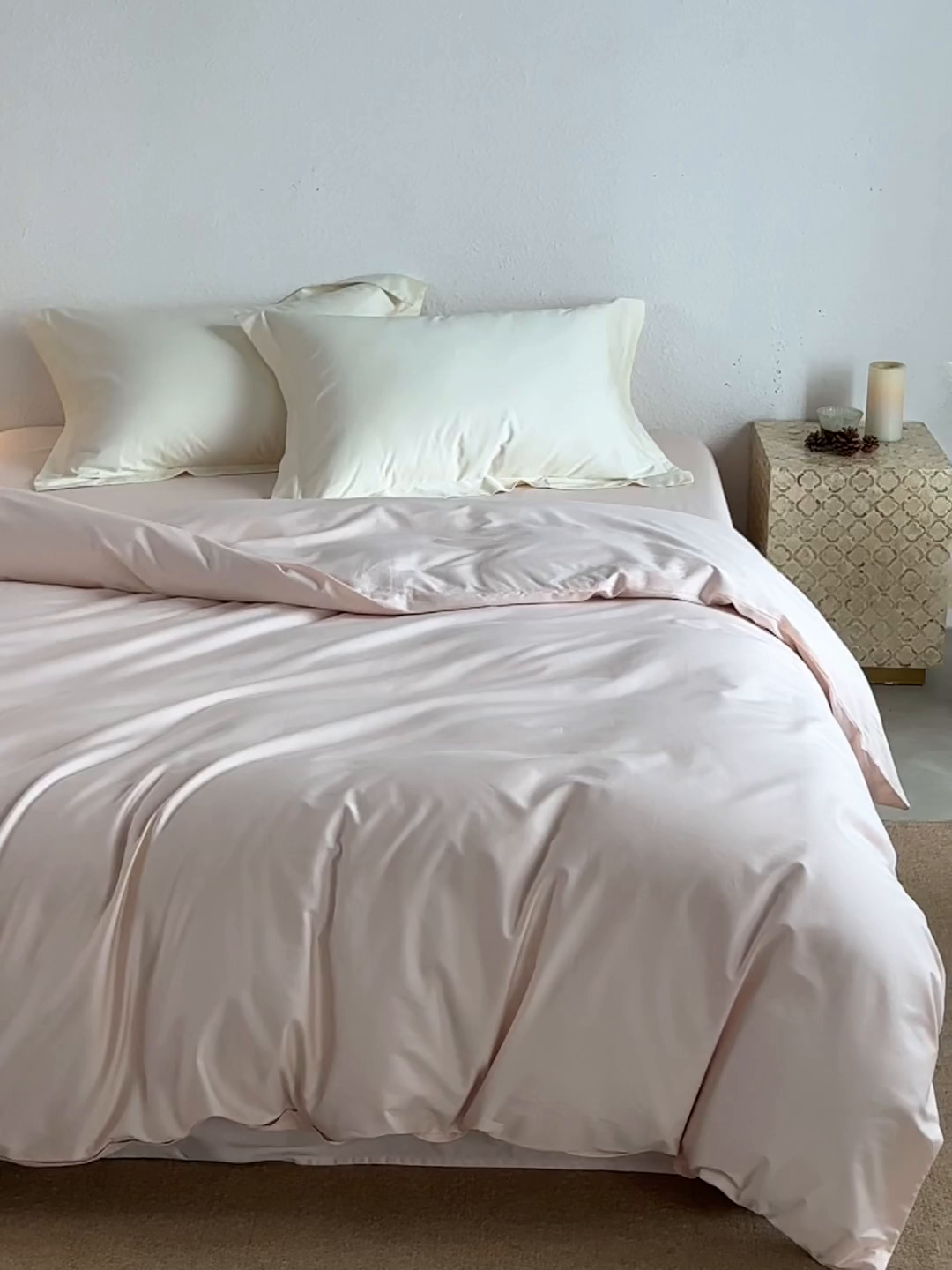 91家纺网 家纺一手货源 找家纺 轩和家居 2025新款50S贡缎长绒棉纯棉四件套 夏恋粉