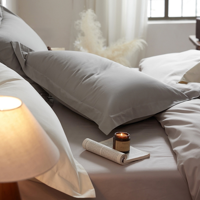 91家纺网 家纺一手货源 找家纺 轩和家居 2025新款50S贡缎长绒棉纯棉四件套 雅士灰+迷雾灰