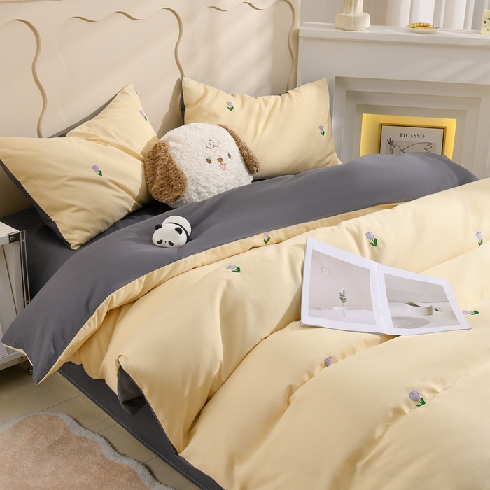 91家纺网 家纺一手货源 找家纺 推推家纺 2025新款刺绣水洗棉小清新四件套 郁金香-米驼+深灰